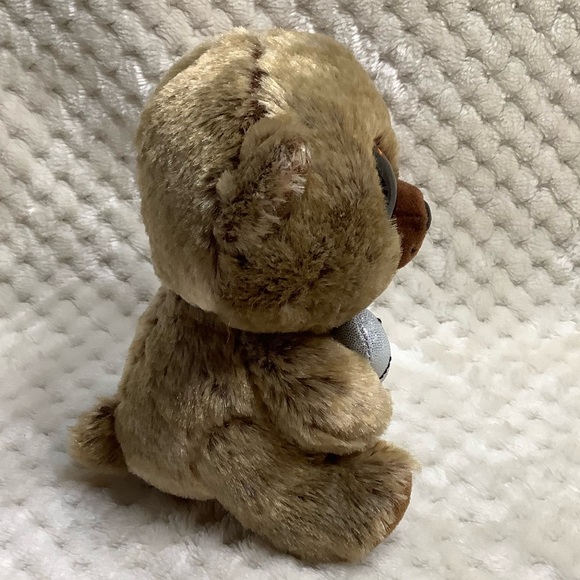 Ty Beanie Boo HENRY Ty Silk 2018 Canadian Exclusive Bear Holding Fish with Tags - Picture 3 of 12